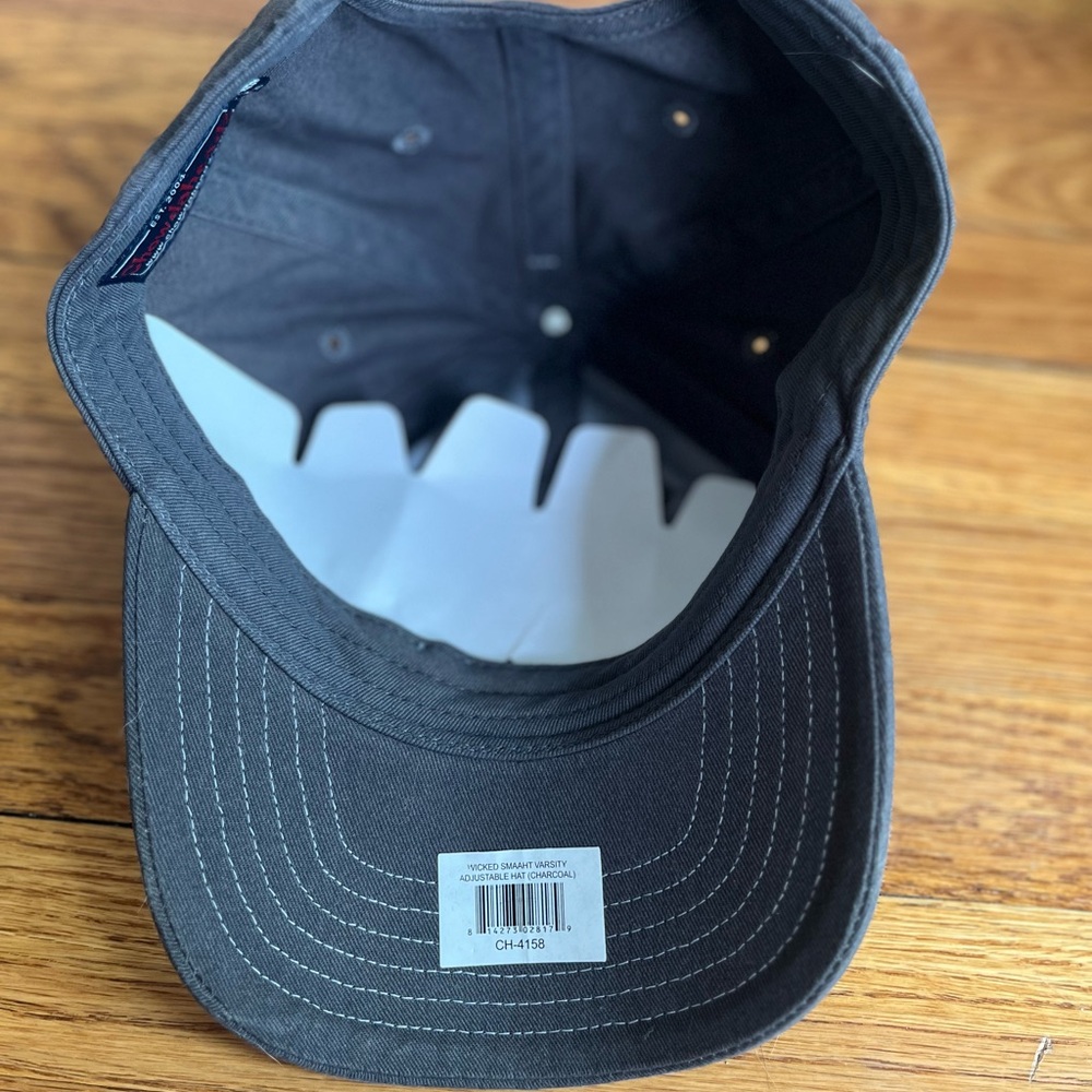 Chowdaheadz Hat Wicked Smaaht Boston Adjustable Hat Charcoal Gray NWT - Picture 5 of 6
